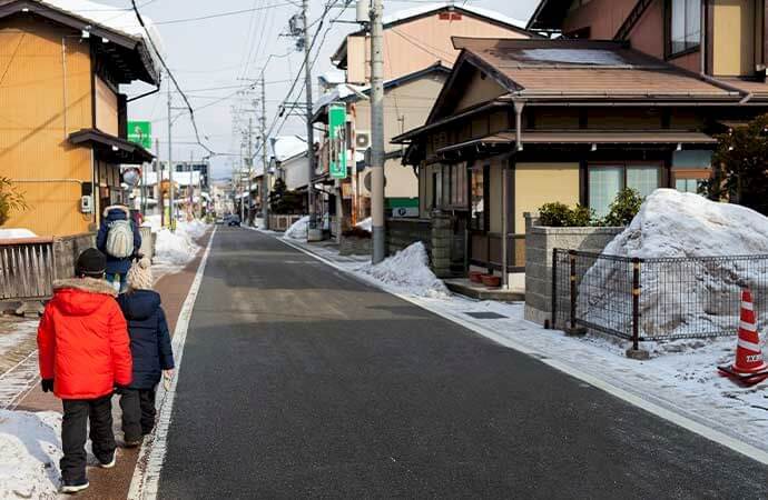 Étapes de réalisation d’un dallage en enrobé en Suisse romande