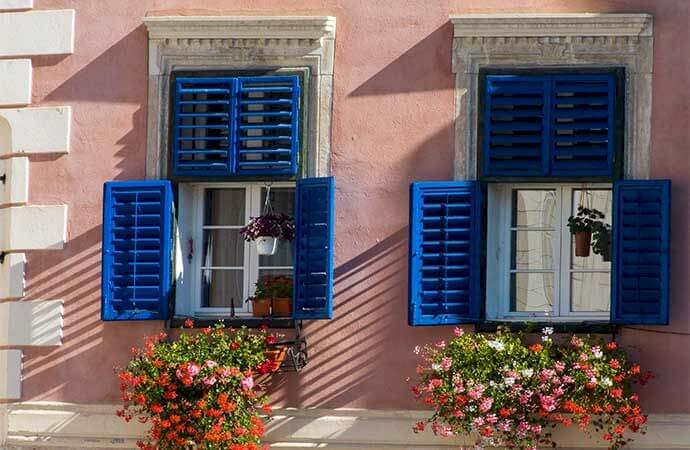 Étapes d’installation de volets battants